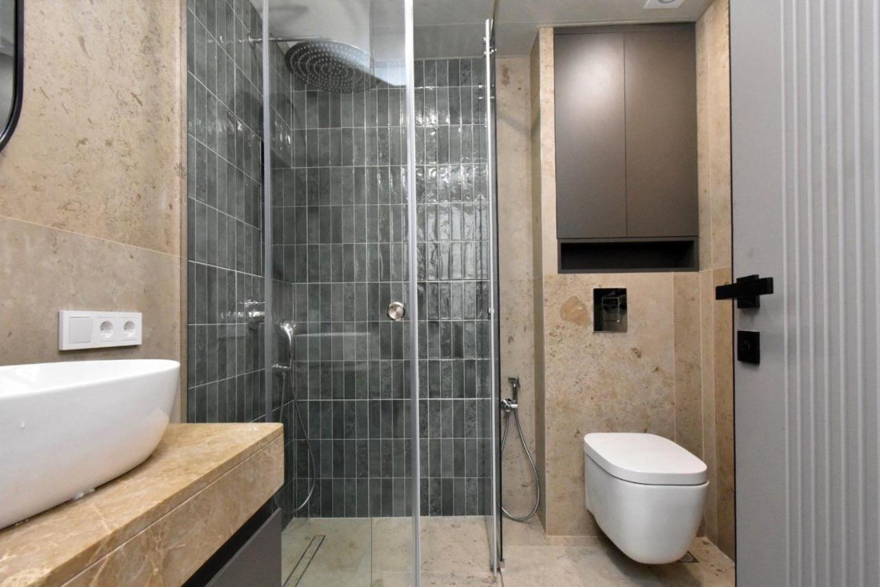 Beautiful Apartment Near The Republic Square 예레반 외부 사진